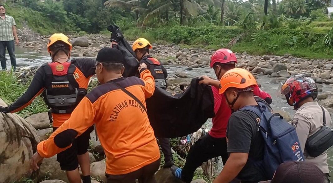 seorang balita laki-laki berusia 3,5 tahun bernama Alif Hafiz Rizki akhirnya ditemukan dalam kondisi Kode Hitam pada Selasa pagi (8/4)
