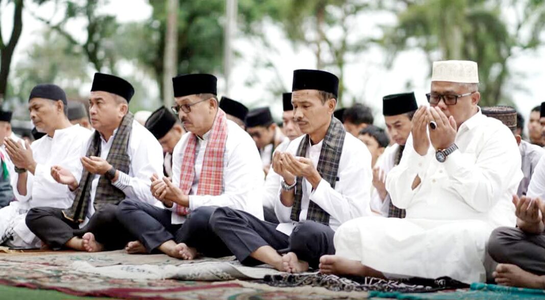 Bupati Solok Selatan H. Khairunas