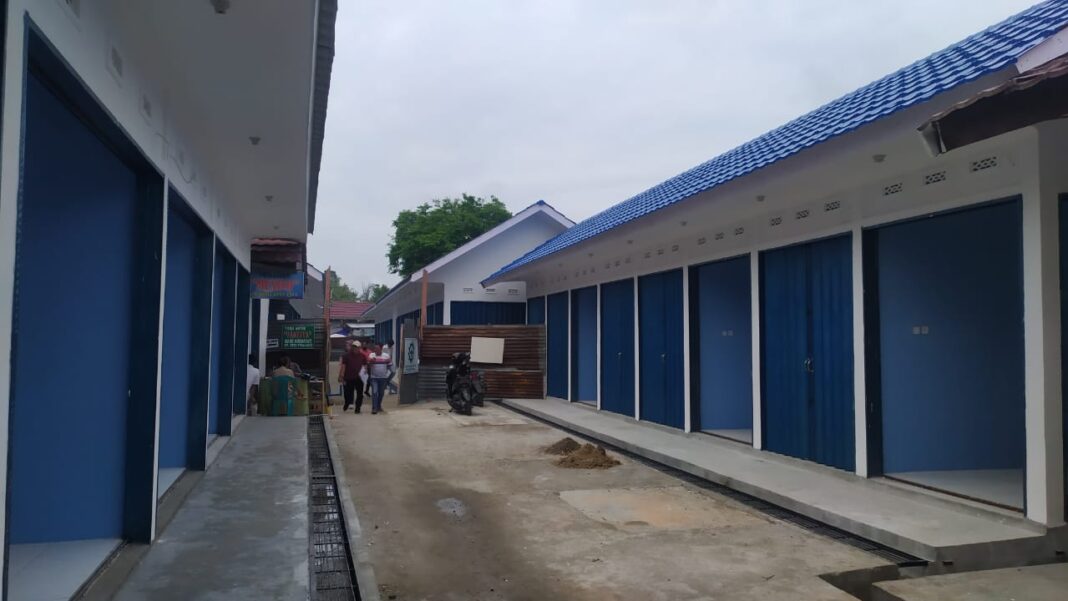 los dan kios pasar kayu agung