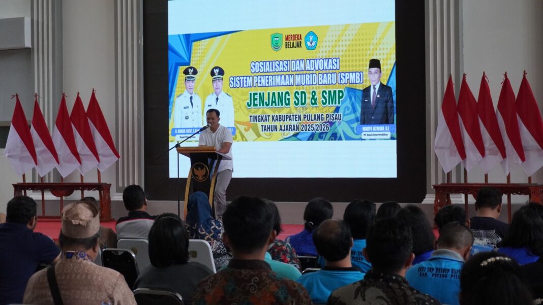 Bupati Pulang Pisau, H. Ahmad Rifa'i, menghadiri kegiatan Sosialisasi Sistem Penerimaan Murid Baru (SPMB) tahun 2025