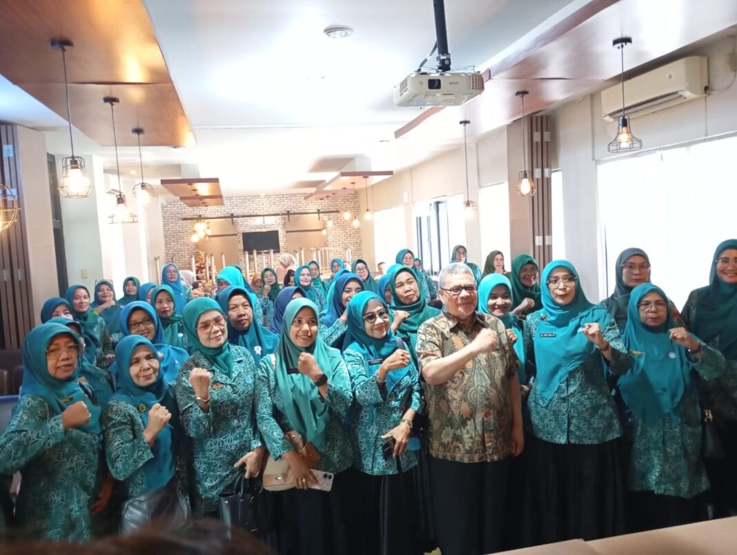 Ketua DPRD Sumbar Dorong Pembentukan Kelompok UMKM untuk Perkuat Ekonomi Keluarga