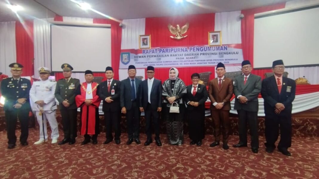 Teuku Zulkarnain Dilantik Sebagai Wakil Ketua I DPRD Provinsi Bengkulu